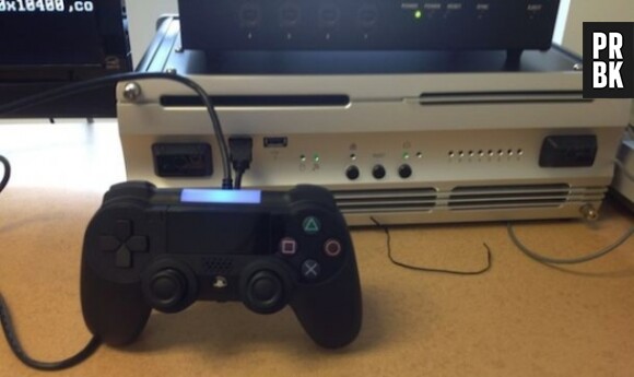 La manette de la PS4 embarquerait un PS Move intégré
