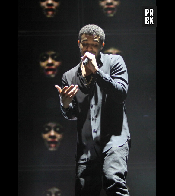 Drake, plus fort que Chris Brown en soirée ?