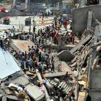 Bangladesh : l'effondrement  d'un immeuble fait au moins 175 morts
