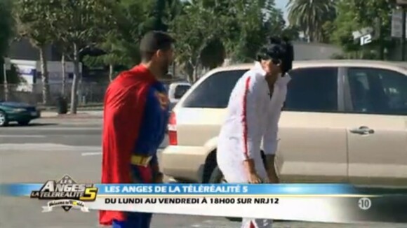 Les Anges de la télé-réalité 5 : Benjamin déguisé en Elvis et Samir en Superman
