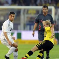 Real Madrid - Dortmund : trop stressé, le président du Borussia s'enferme... dans les toilettes