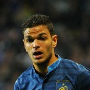 Hatem Ben Arfa avec le maillot du PSG ? Sa réponse à la polémique
