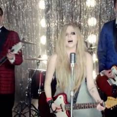 Avril Lavigne : Here's To Never Growing Up, le clip rock et festif