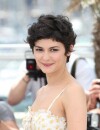 Audrey Tautou pas stressée devant les photographes avant l'ouverture de Cannes 2013