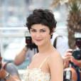 Audrey Tautou pas stressée devant les photographes avant l'ouverture de Cannes 2013