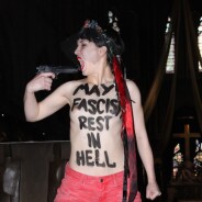 Femen : insultes, pistolet et seins nus à Notre-Dame suite au suicide de Dominique Venner