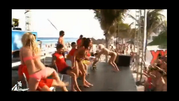 Les Marseillais à Cancun : Thibault privé d'un concours de booty shake sexy
