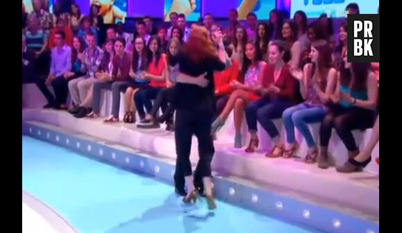 Jean-Marc Généreux et Audrey Fleurot improvisent un tango sur le plateau des Enfants de la télé