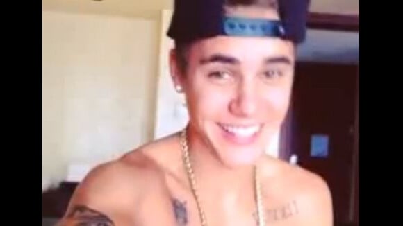 Justin Bieber : torse nu pour sa première vidéo Instagram, qui a volé son t-shirt ?