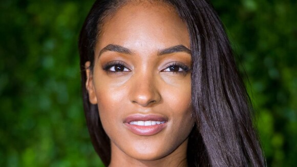 Fashion Week : Jourdan Dunn (Victoria's Secret) refoulée à cause... de ses seins