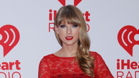 Taylor Swift : un fan arrêté pour avoir qualifié la chanteuse de "diable"