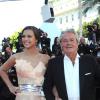 Marine Lorphelin et Alain Delon sur le tapis rouge du festival de Cannes 2013