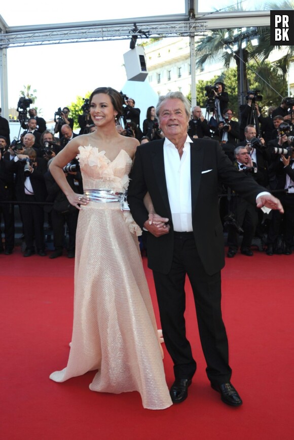 Marine Lorphelin et Alain Delon sur le tapis rouge du festival de Cannes 2013