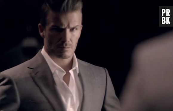David Beckham sexy et torse nu pour son parfum David Beckham Classic