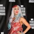 Lady Gaga dans sa robe en viande aux MTV Video Music Awards 2010