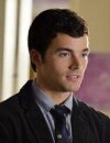 Pretty Little Liars saison 4 : Ezra est-il A ?