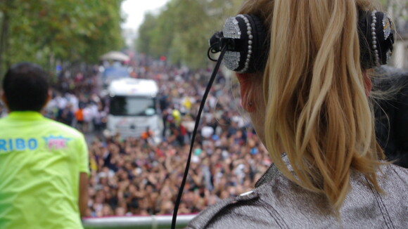Technoparade 2013 : les demi-finalistes du concours Haribo Pik The DJ envoûtent la foule