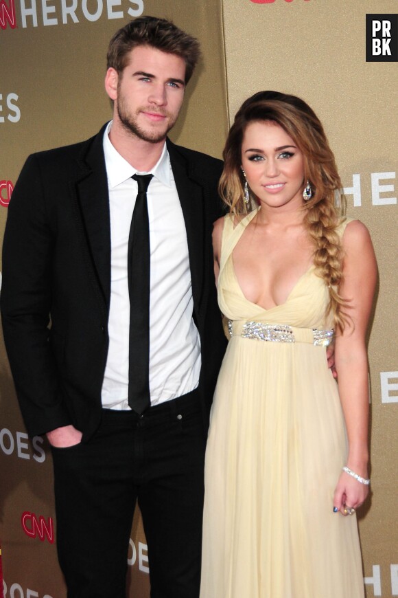 Miley Cyrus : Liam Hemsworth la zappe dans les bras d'Eiza Gonzalez