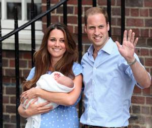 Kate Middleton et le Prince William le 23 juillet 2013 après la naissance du Prince George
