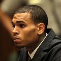 Chris Brown : "Jay Z a poignardé quelqu'un et vendu de la drogue"