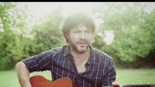Bertrand Cantat : Droit dans le soleil, le clip acoustique et simple