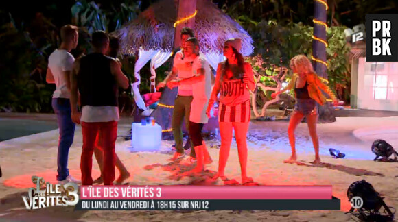 L'île des vérités 3 : Julien et Astrid concrétisent pendant une soirée