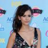 Nina Dobrev sur le tapis rouge des Teen Choice Awards 2013