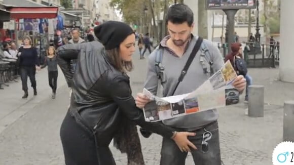 Tripoter les boules d'inconnus dans la rue... Nouvelle vidéo buzz pour la bonne cause