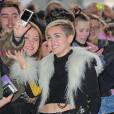 Miley Cyrus rencontre ses fans à Londres le 12 novembre 2013