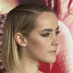 Jena Malone (Hunger Games) : une robe transparente encore plus sexy que Jennifer Lawrence ?