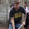 Justin Bieber participe à la construction d'une école au Guatemala