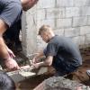 Justin Bieber participe à la construction d'une école au Guatemala