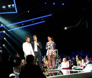 NMA 2014 : Sh'ym et les acteurs de Falco remettent un prix à Tal