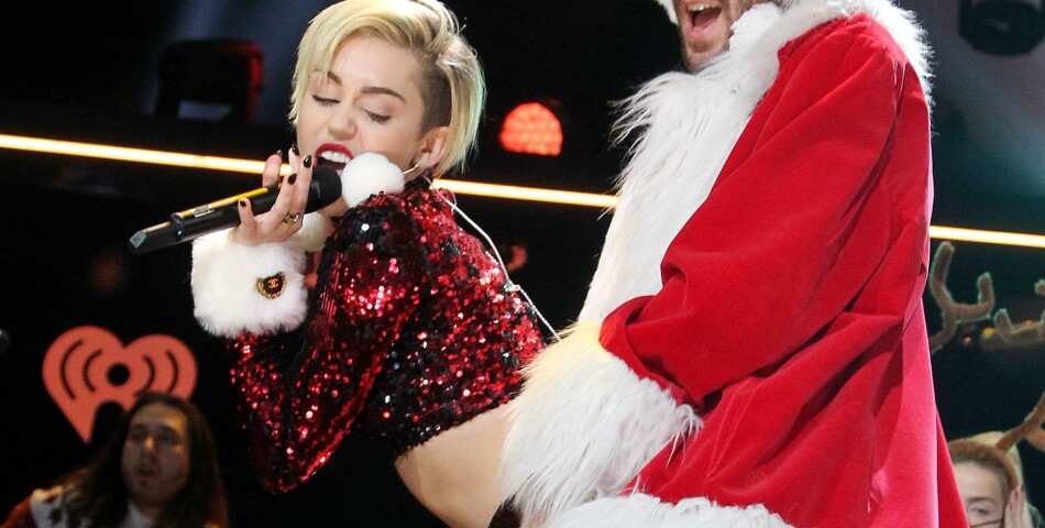 Miley Cyrus : quand les stars se prennent pour la Mère Noël