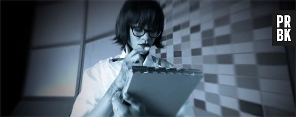 Rihanna dans le clip de The Monster