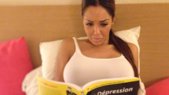 Nabilla Benattia en dépression ? Elle répond avec humour sur Instagram