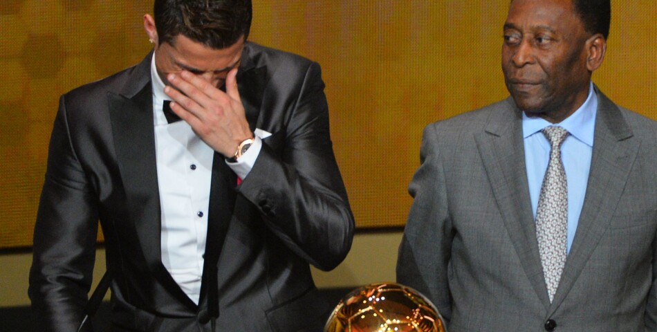 Cristiano Ronaldo en larmes pendant la cérémonie du Ballon d&#039;or 2013, le 13 janvier 2014 à Zurich