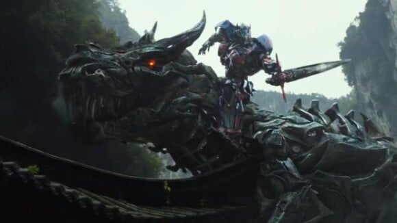 Transformers 4 : un dragon et du WTF dans un premier teaser