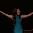 Glee saison 5, épisode 9 : Santana fait le show sur scène