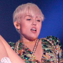 Miley Cyrus : masturbation, fellation... top 10 des pires moments de son concert