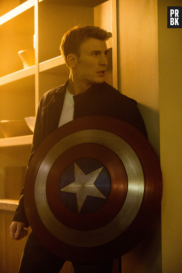 Captain America : Chris Evans face à Ben Affleck et Henry Cavill au cinéma en 2016