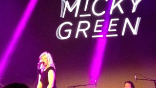 #KbyKronembourg : la soirée colorée avec Micky Green