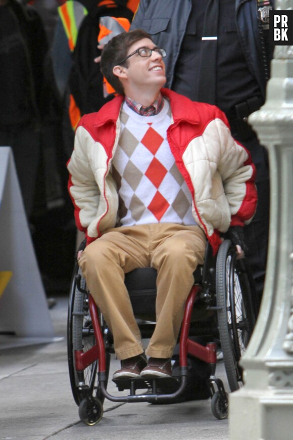 Glee saison 5 : Kevin McHale sur le tournage à Los Angeles le 1er avril 2014