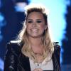 Demi Lovato sur la scène des Teen Chocie Awards 2013
