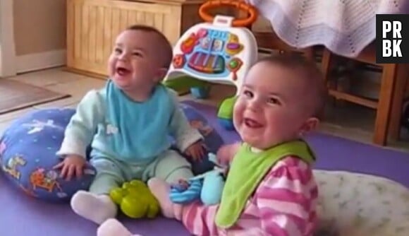 Découvrez ci-dessous la vidéo 100% cute de bébés accueillant leurs pères