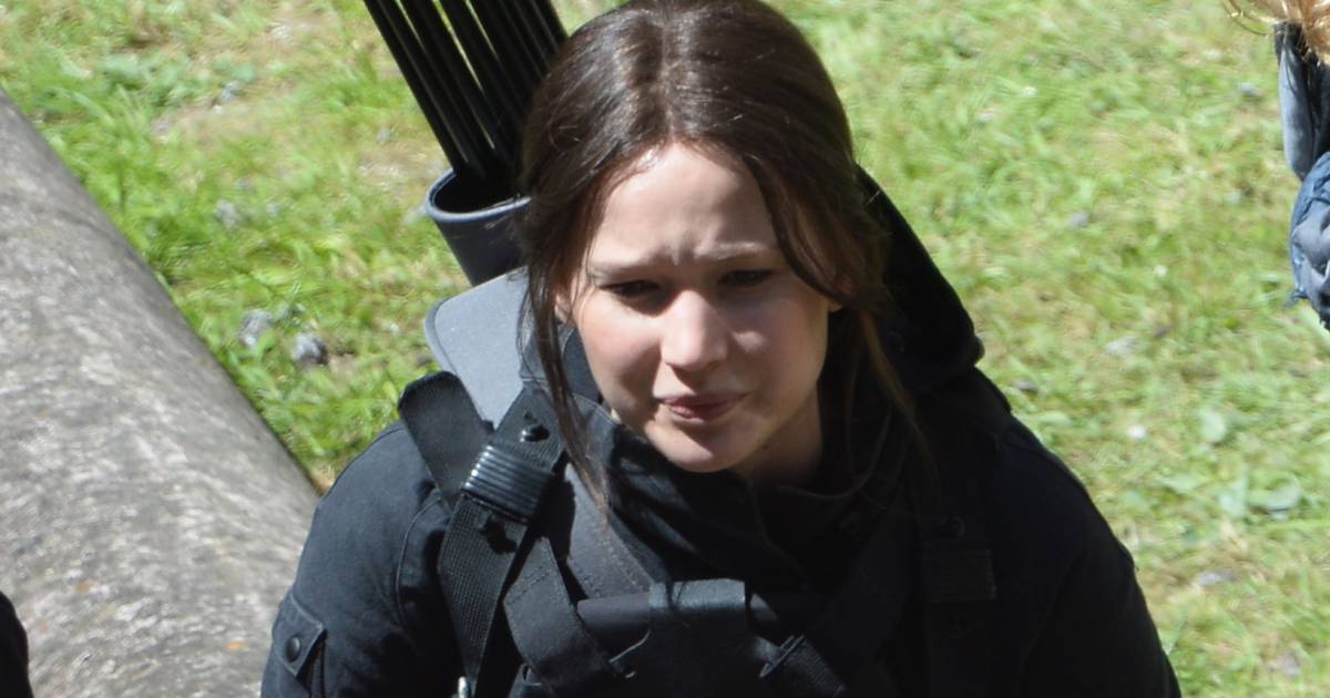 Hunger Games 3 Jennifer Lawrence En Marge Du Tournage A Noisy Le Grand Le 15 Mai 13 Purebreak