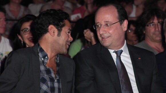 Jamel Debbouze et François Hollande complices au Trophée Culture & Diversité