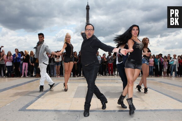 Jean-Marc Généreux au flashmob Danse avec les stars, le 25 juin 2013 à Paris