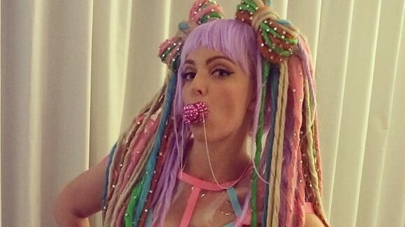Lady Gaga : une fan imite magnifiquement ses meilleurs costumes sur Instagram