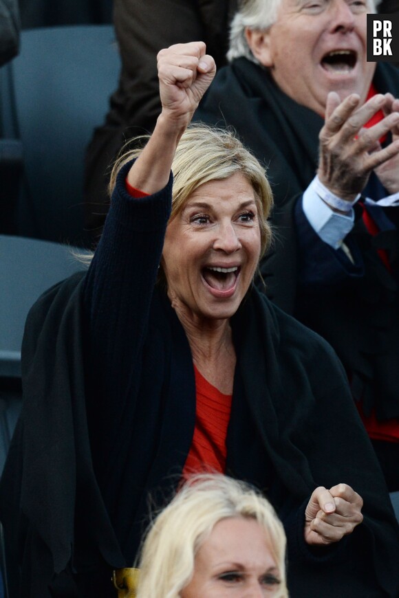 Michèle Laroque à Roland Garros pour soutenir Gaël Monfils en quart de finale, le 4 juin 2014